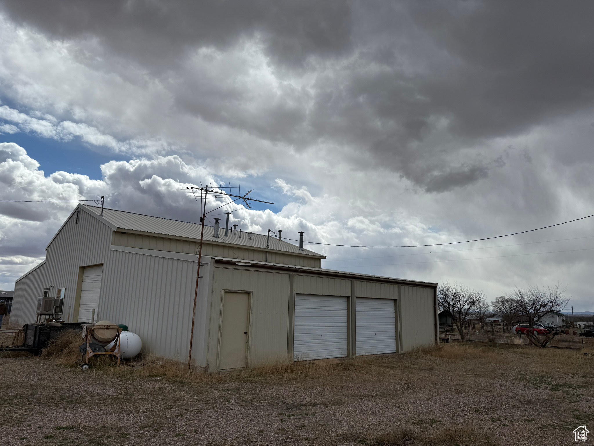 6051 N 11500, Lapoint, Utah image 47