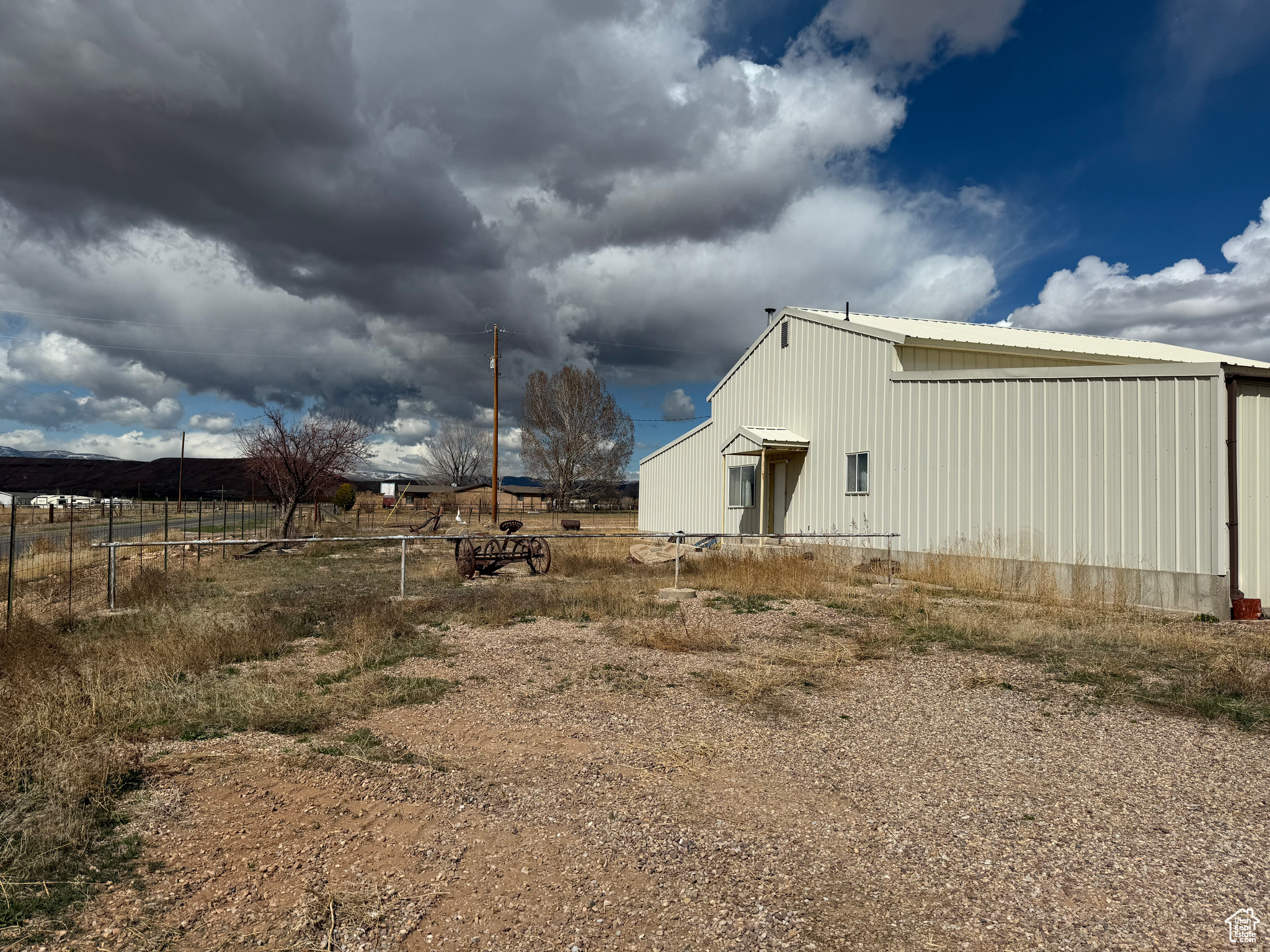 6051 N 11500, Lapoint, Utah image 10