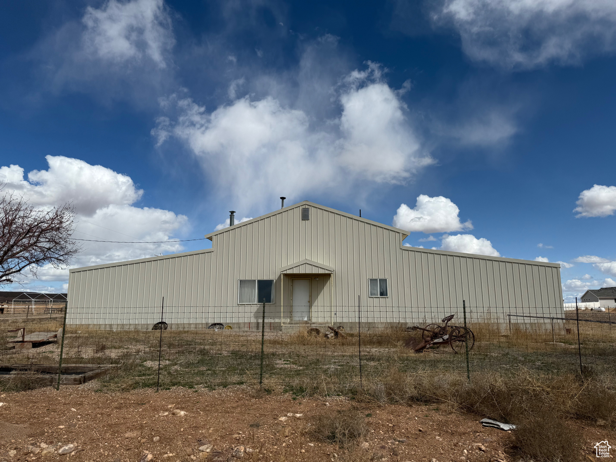 6051 N 11500, Lapoint, Utah image 3