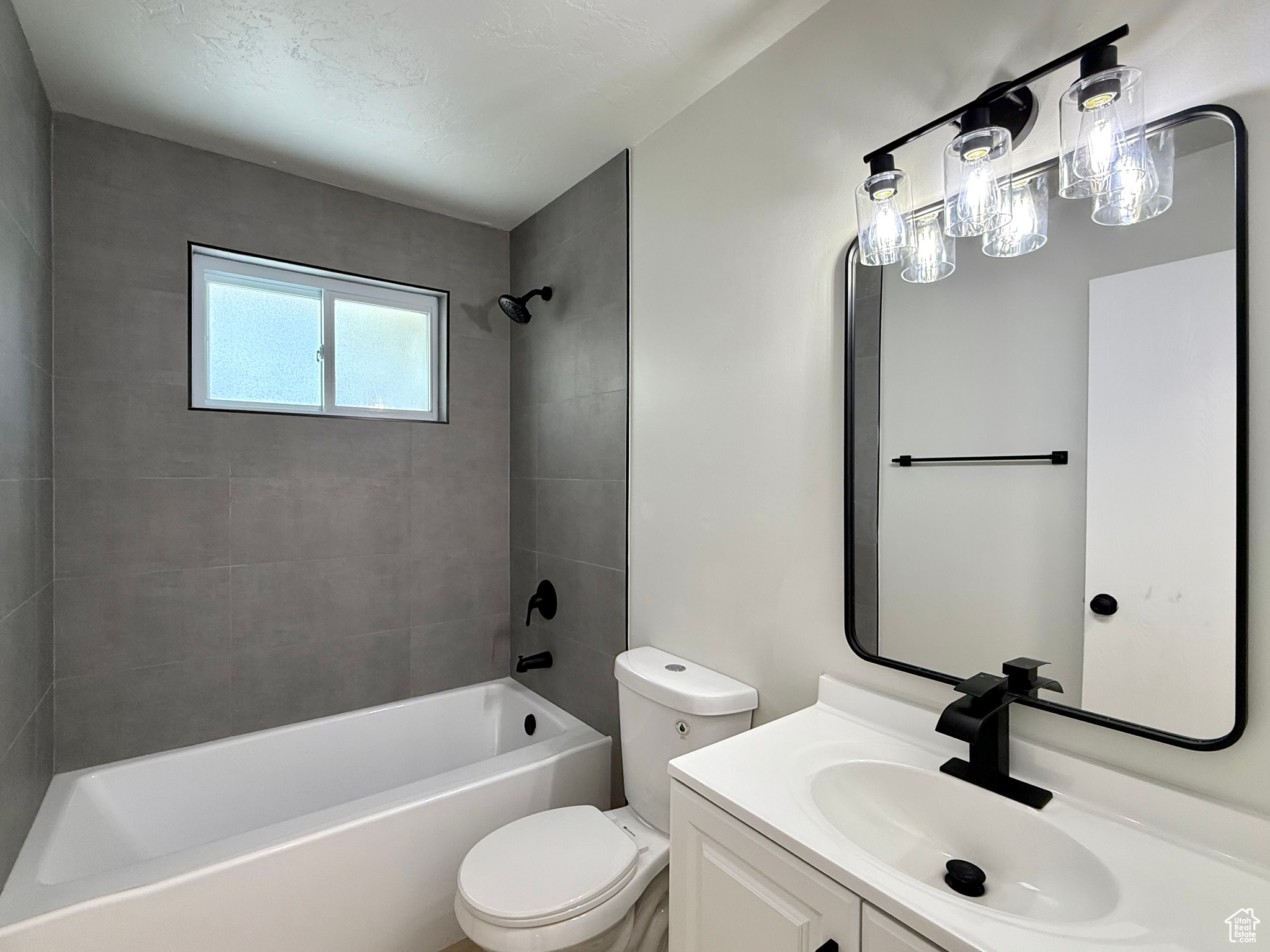 445 Havasu St, Tooele, Utah image 9