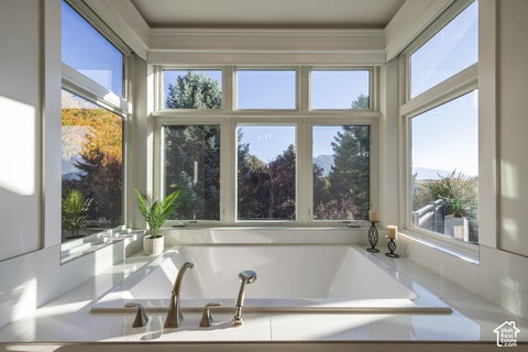 Tiny photo for 1354 S 800 E, Mapleton, UT 84664 (MLS # 2190292)