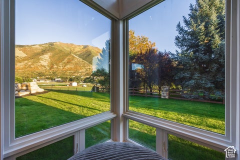 Tiny photo for 1354 S 800 E, Mapleton, UT 84664 (MLS # 2190292)