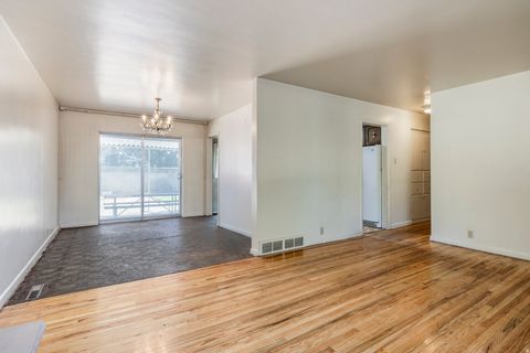 Tiny photo for 2800 E MAURICE DR S, Salt Lake City, UT 84124 (MLS # 2121001)