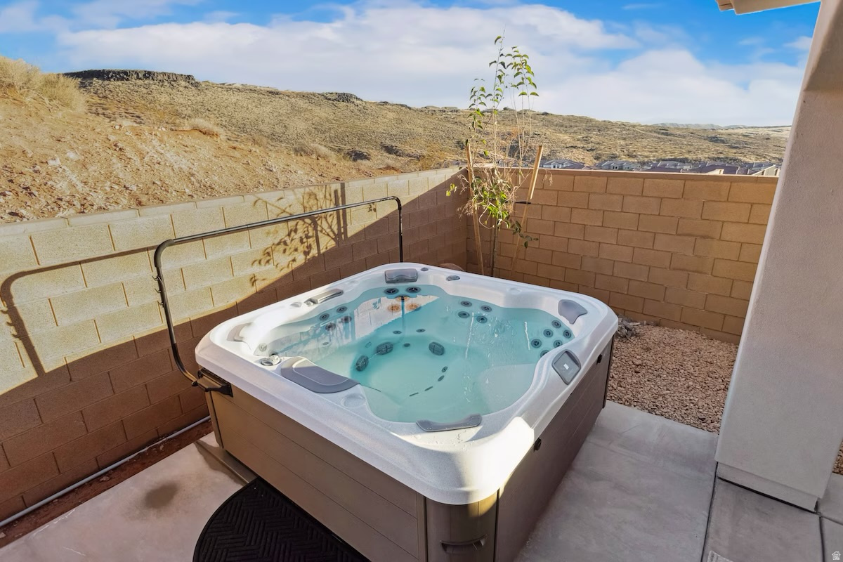 PASEOS AT SIENNA HILLS - Residential