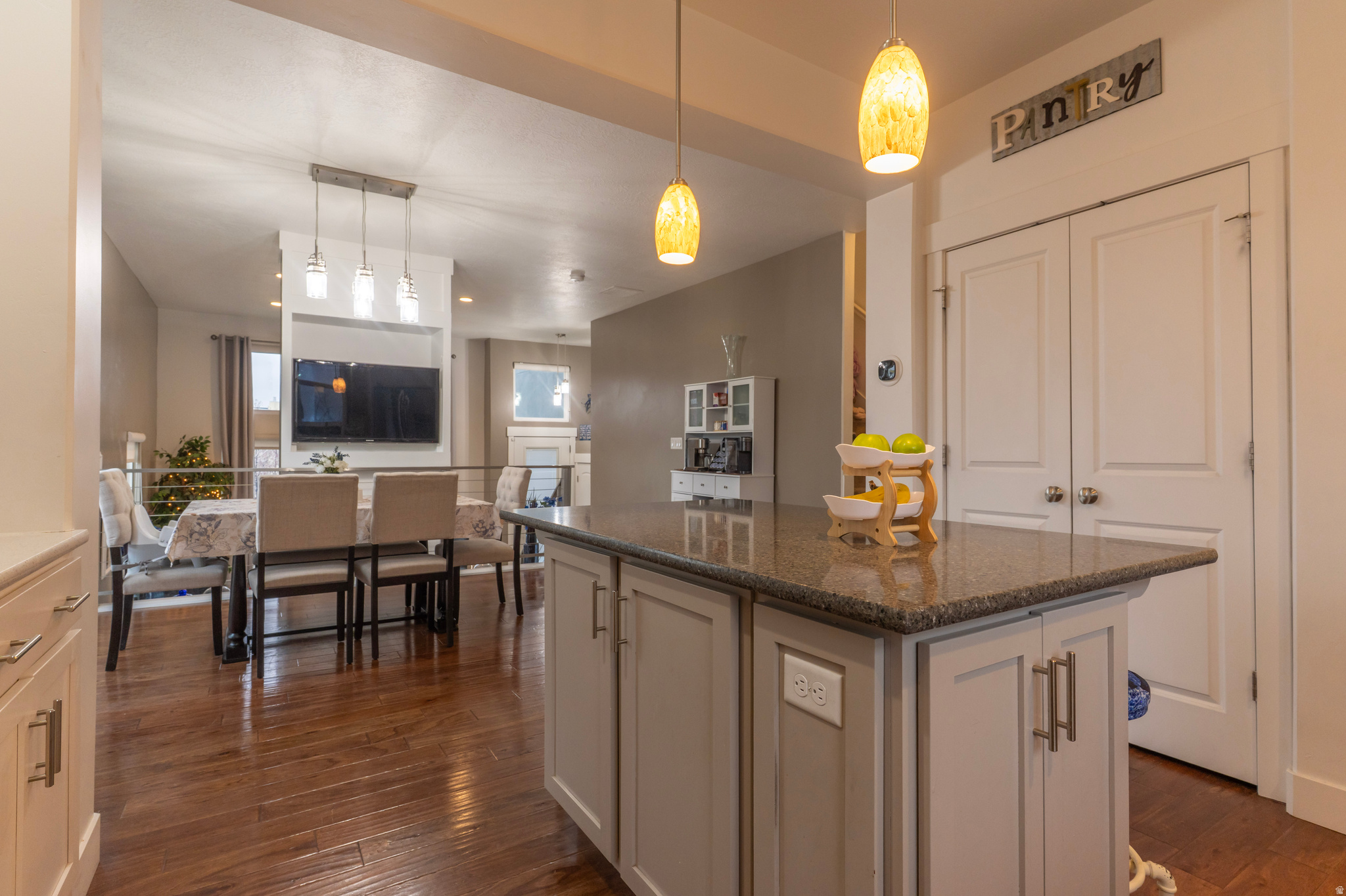 KENNECOTT - Residential