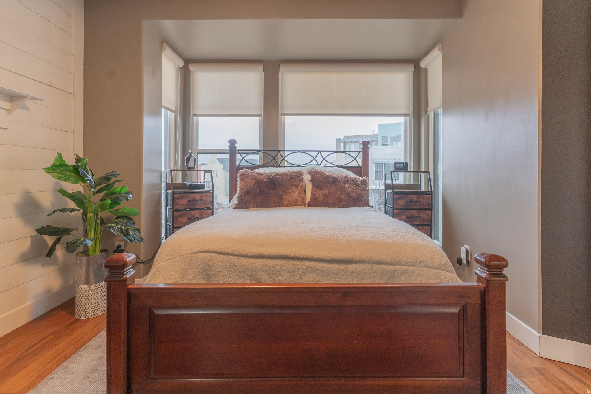 KENNECOTT - Residential