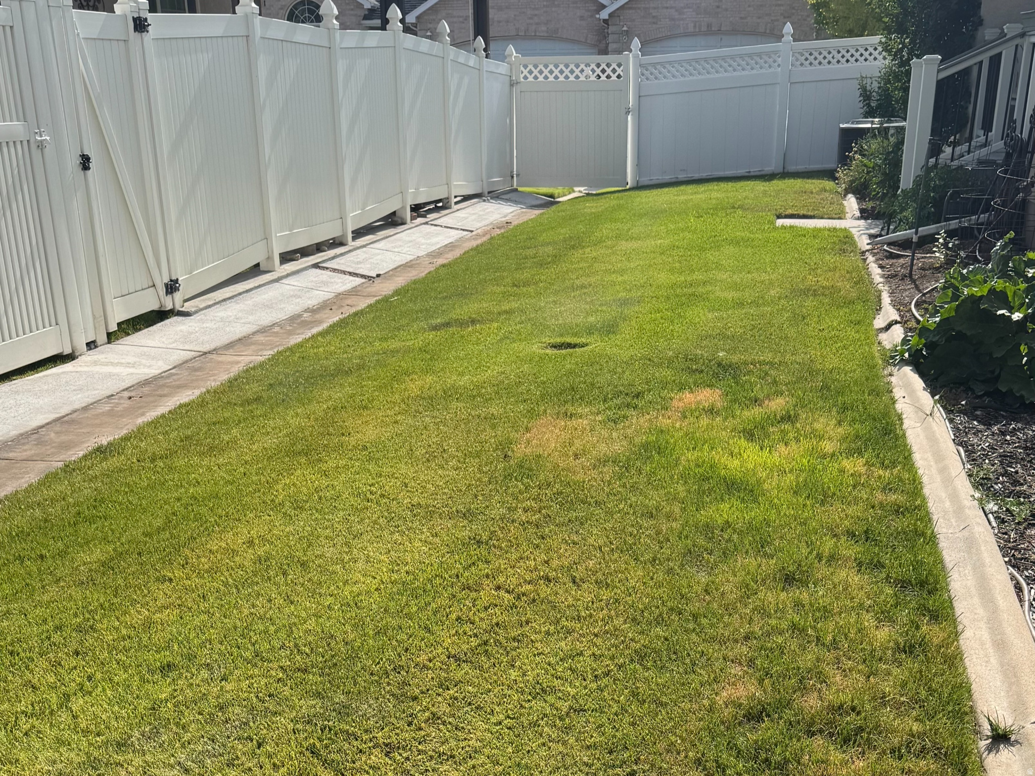 LA VILLA ROSA - Residential Income