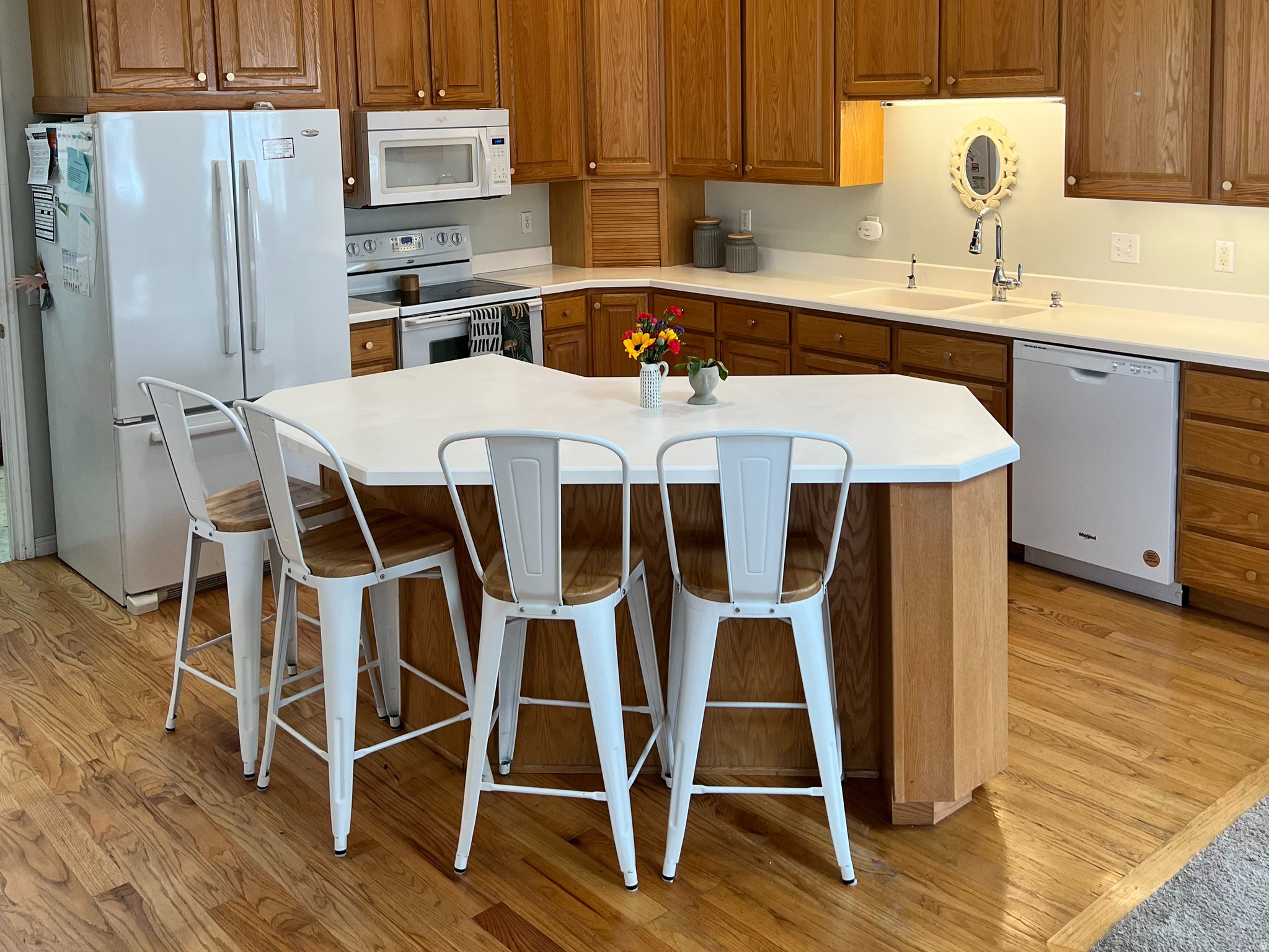 LA VILLA ROSA - Residential Income