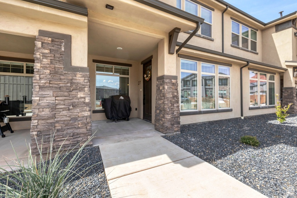 SAGE VILLA TOWNHOMES - Residential