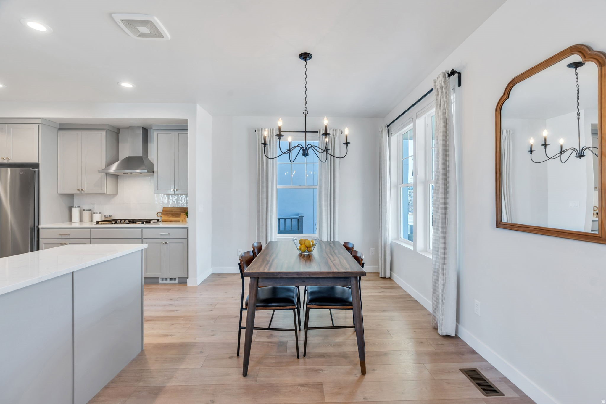 DAYBREAK - Residential