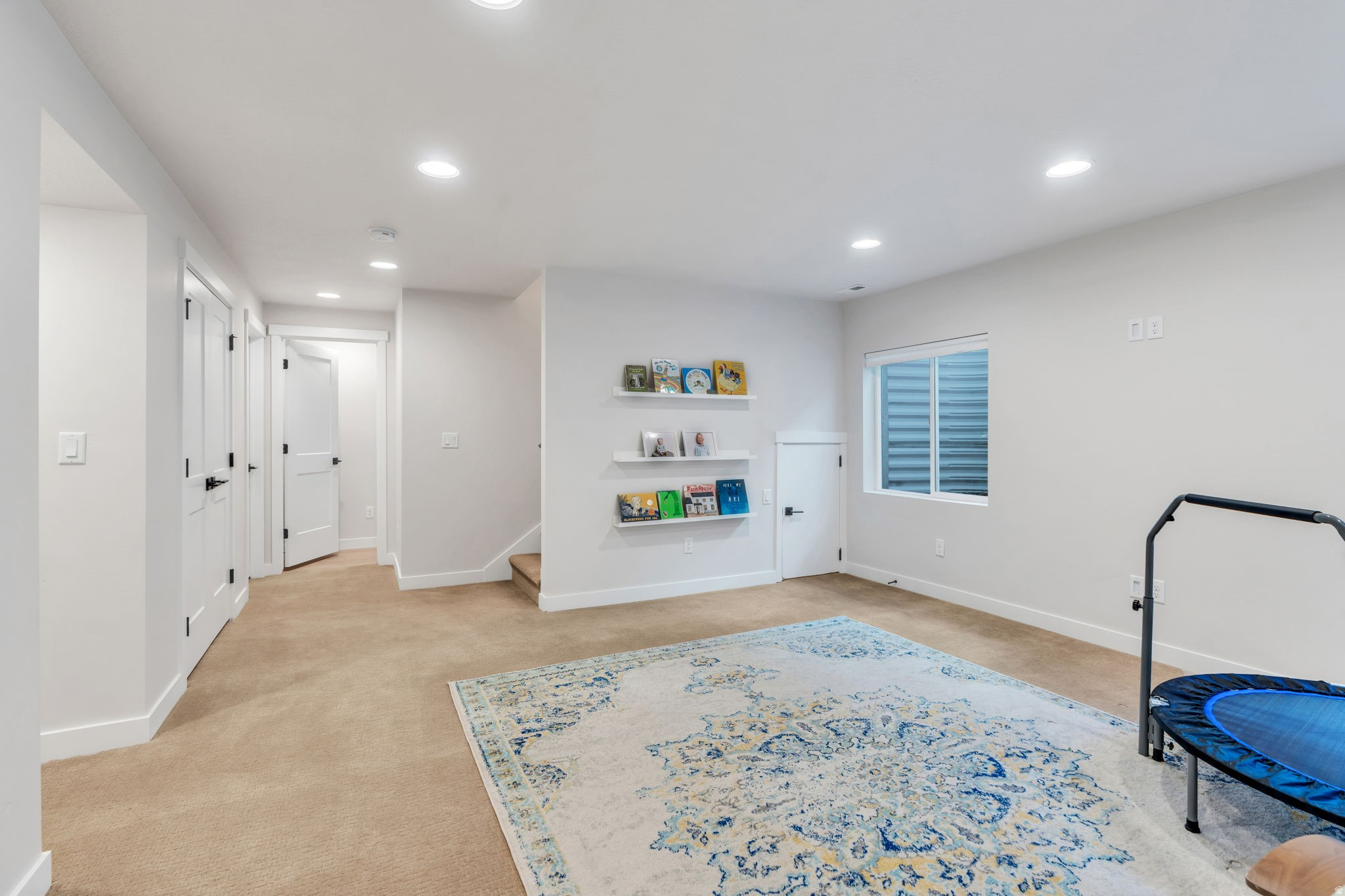 DAYBREAK - Residential