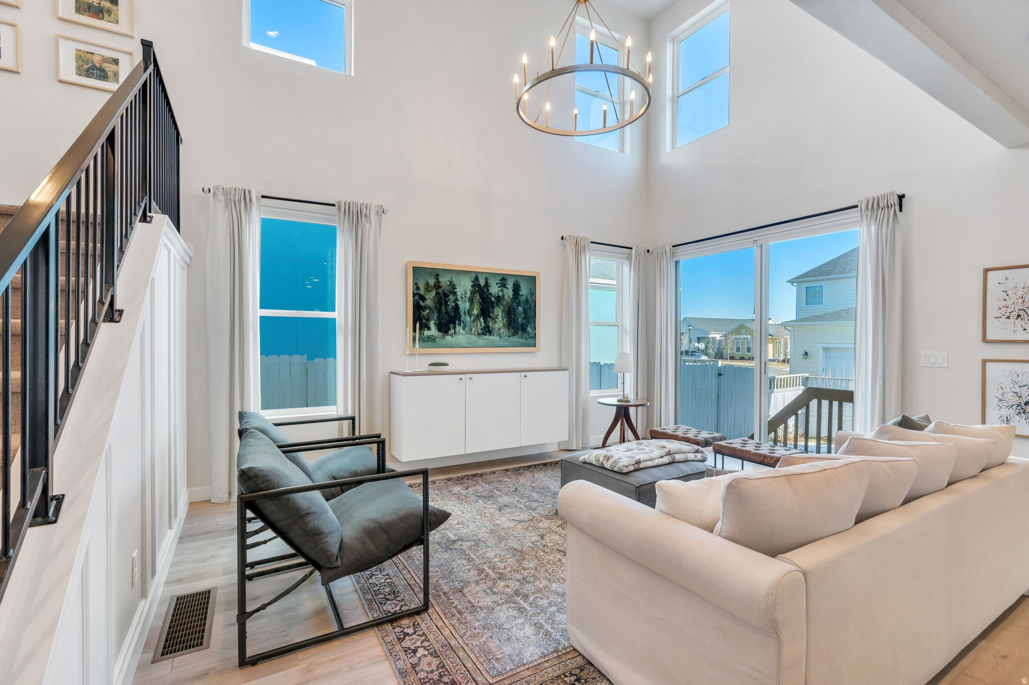 DAYBREAK - Residential