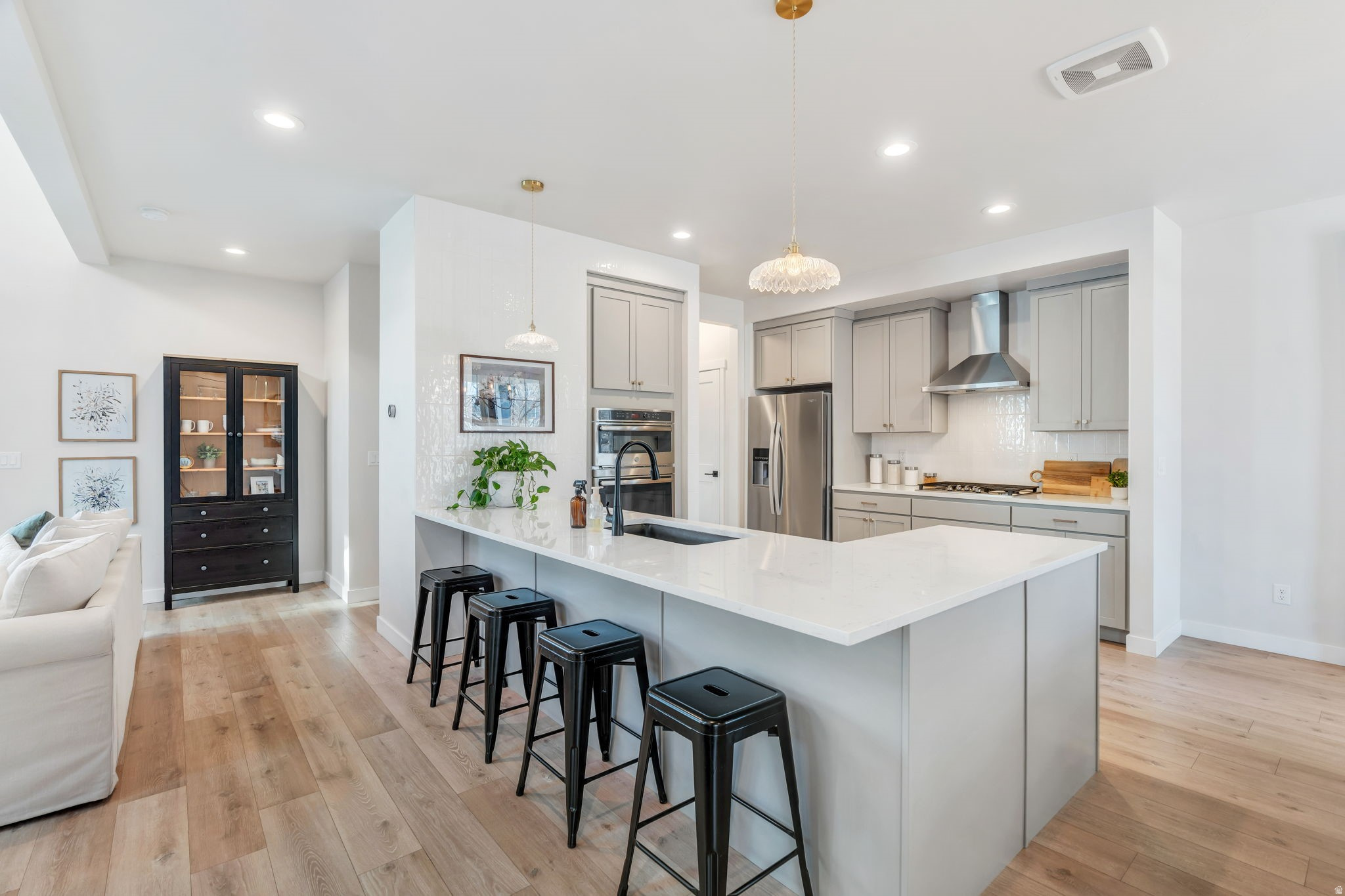 DAYBREAK - Residential