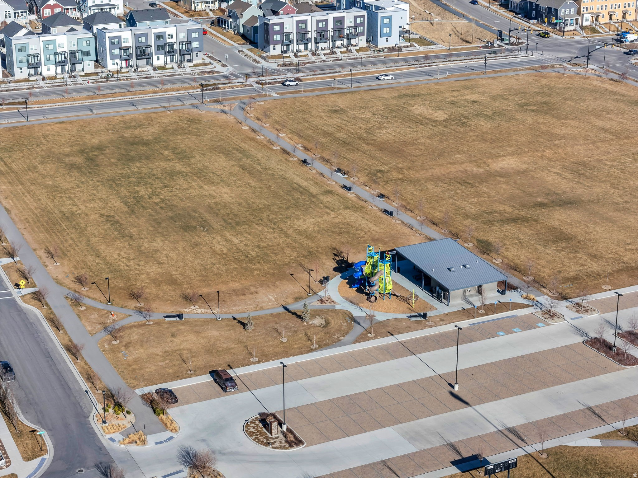 DAYBREAK - Residential