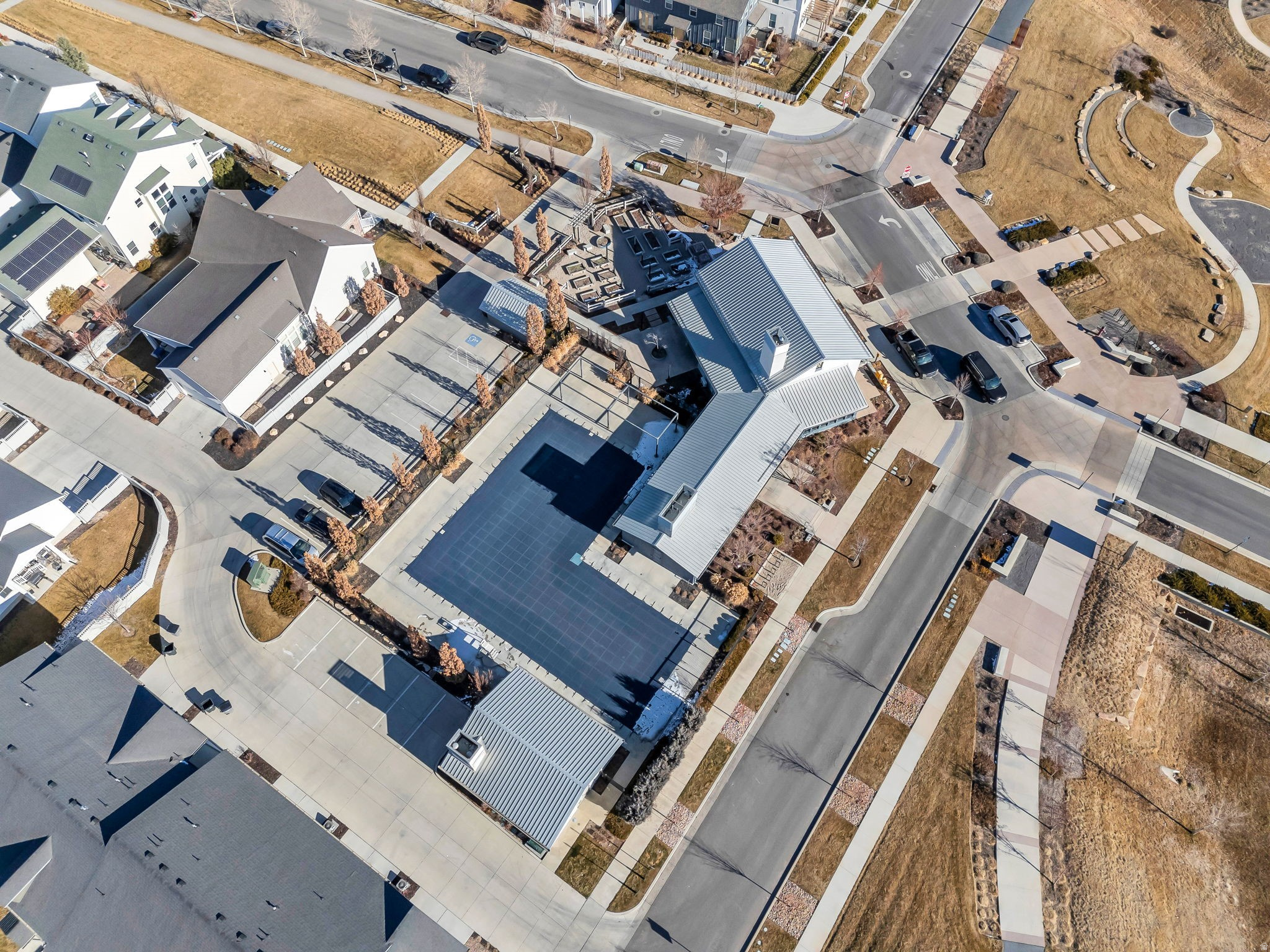 DAYBREAK - Residential