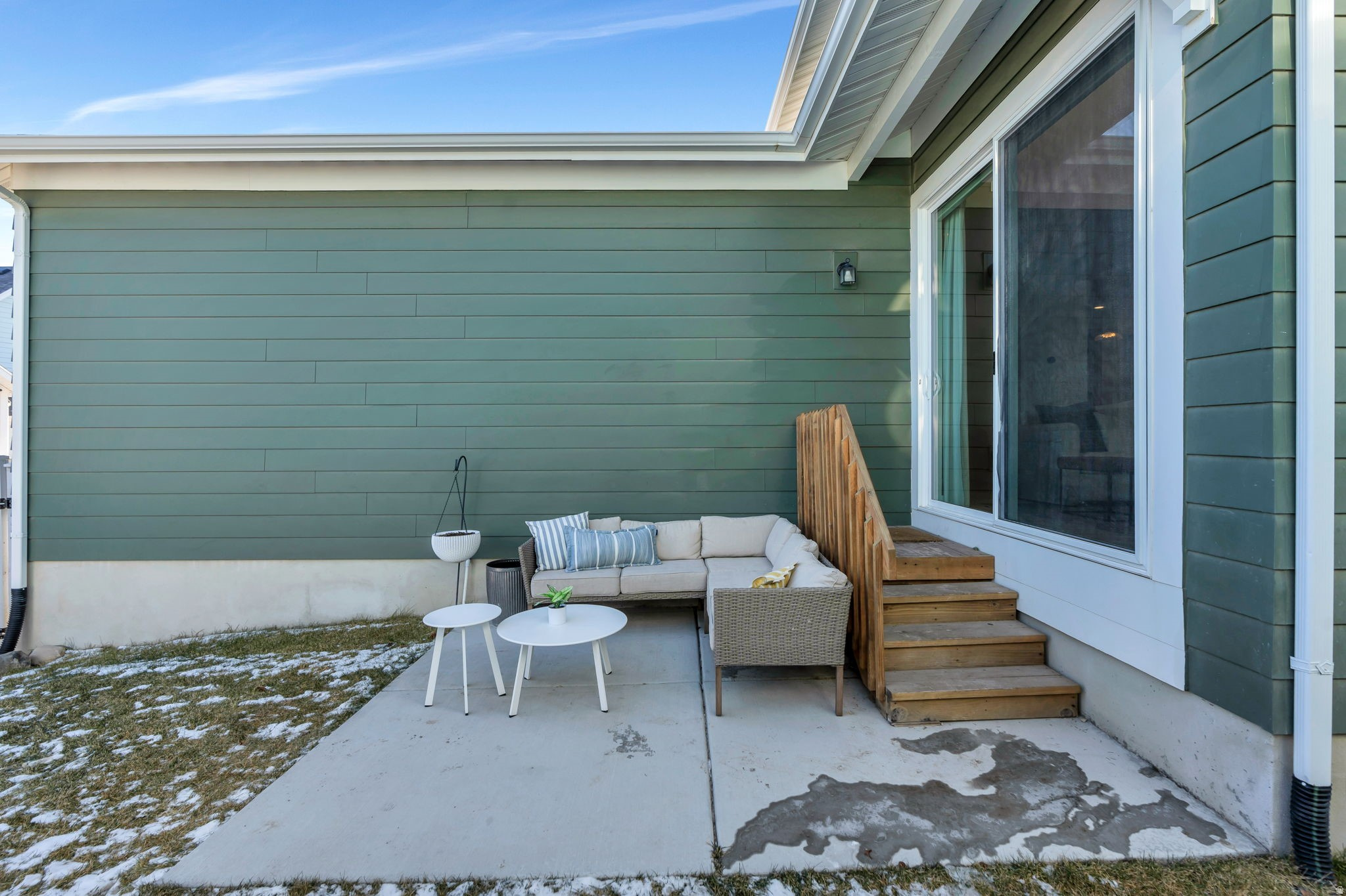 DAYBREAK - Residential