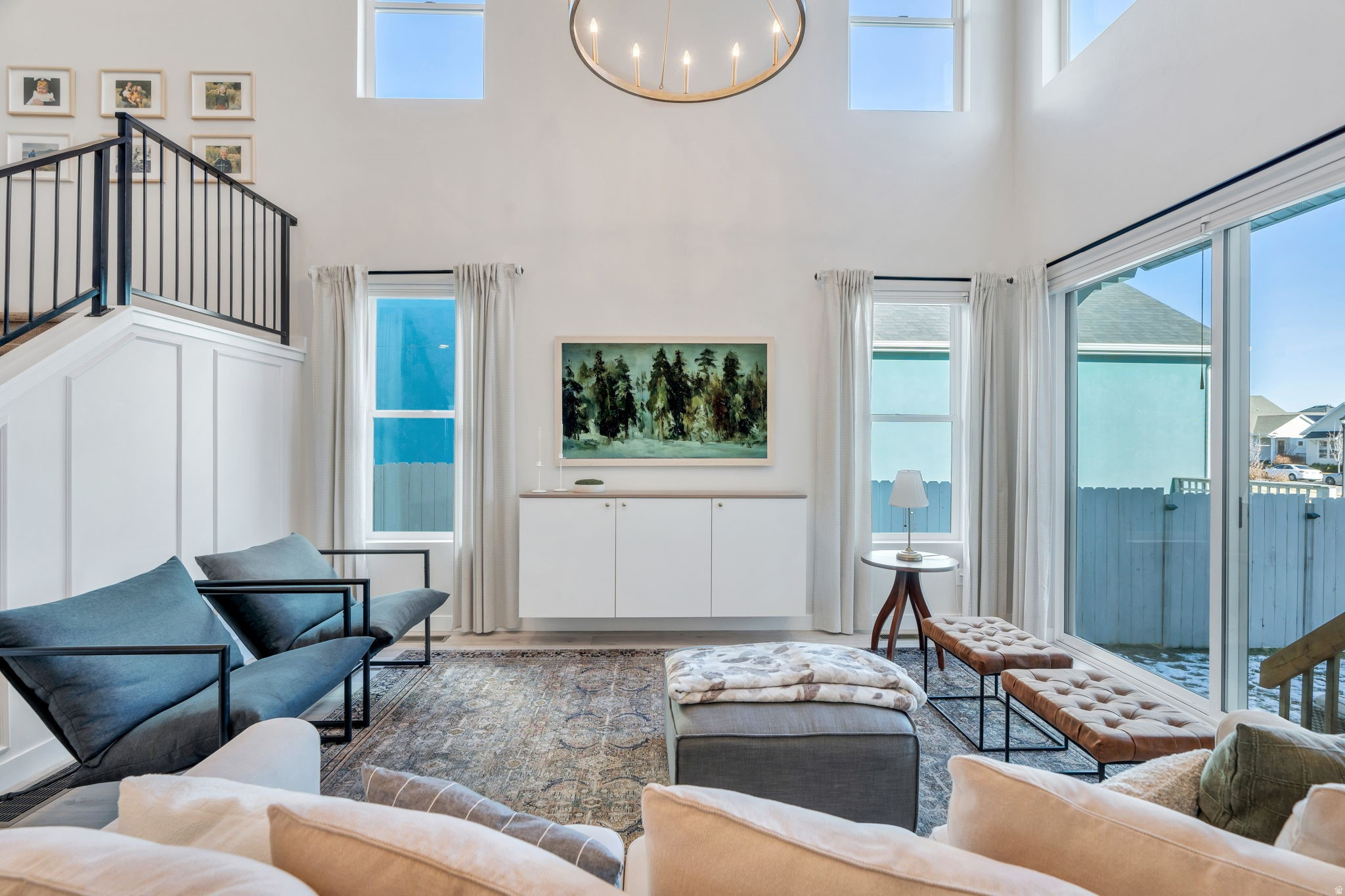 DAYBREAK - Residential