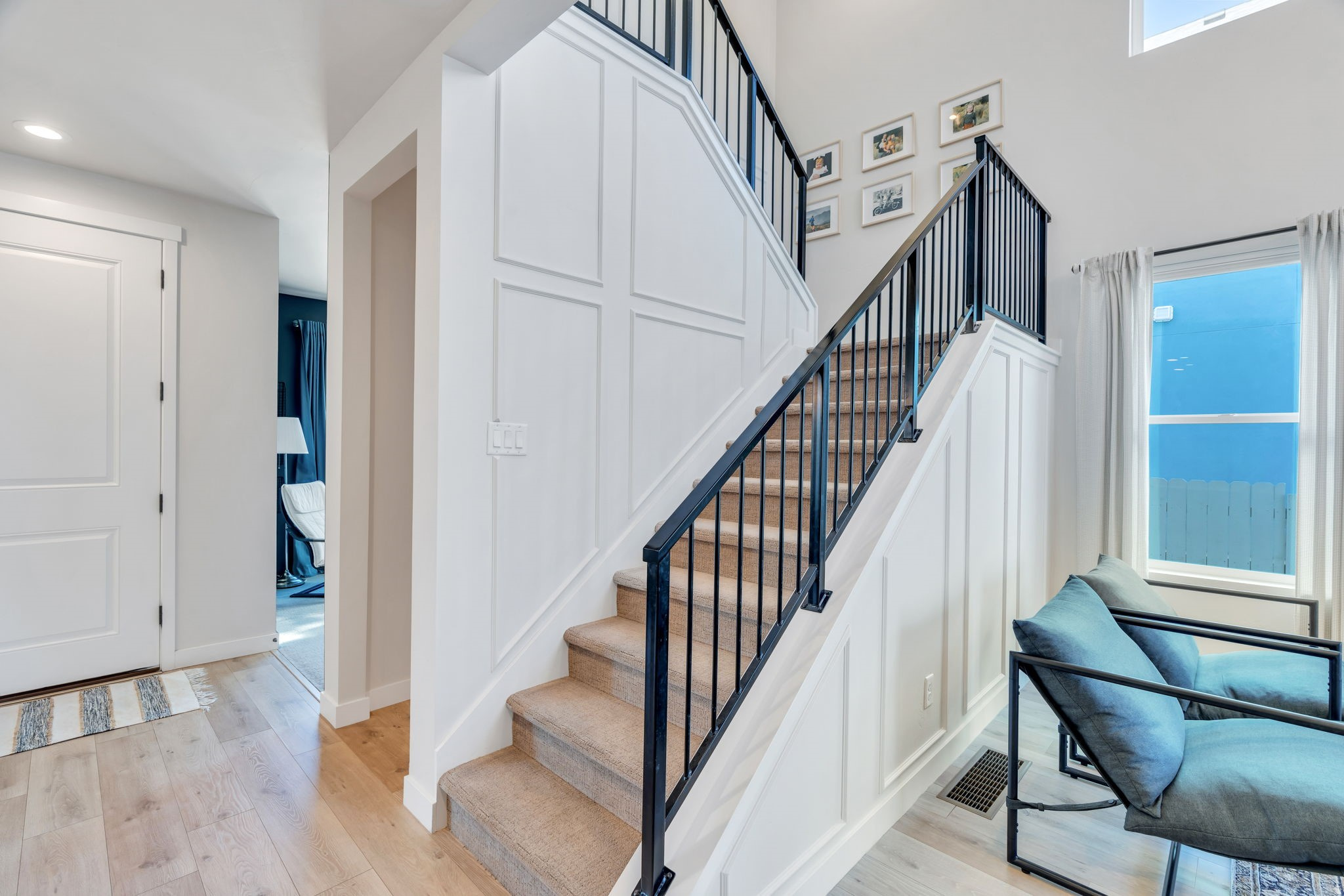 DAYBREAK - Residential