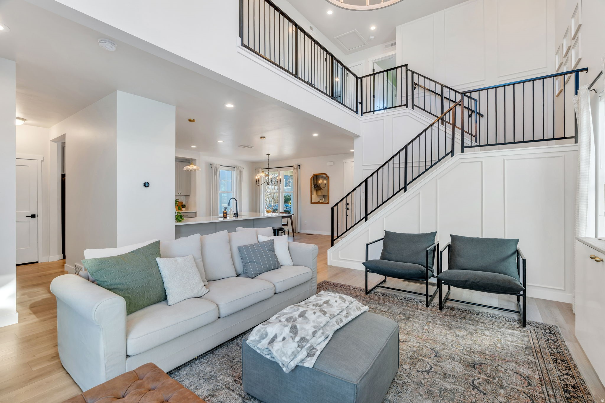 DAYBREAK - Residential