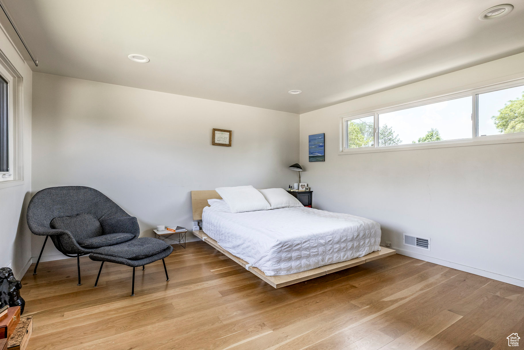 ELIZABETH HEIGHTS - Residential