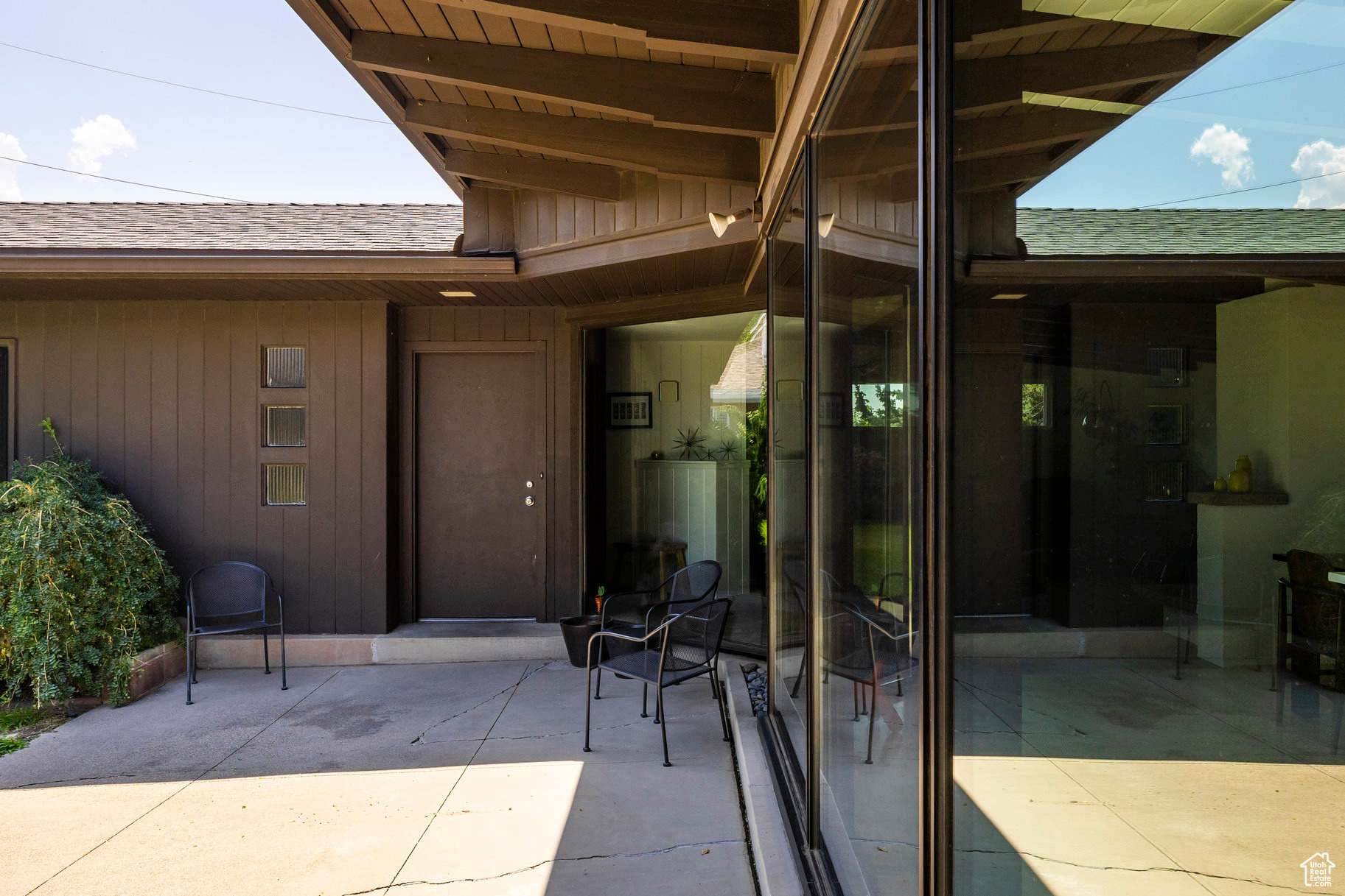 ELIZABETH HEIGHTS - Residential