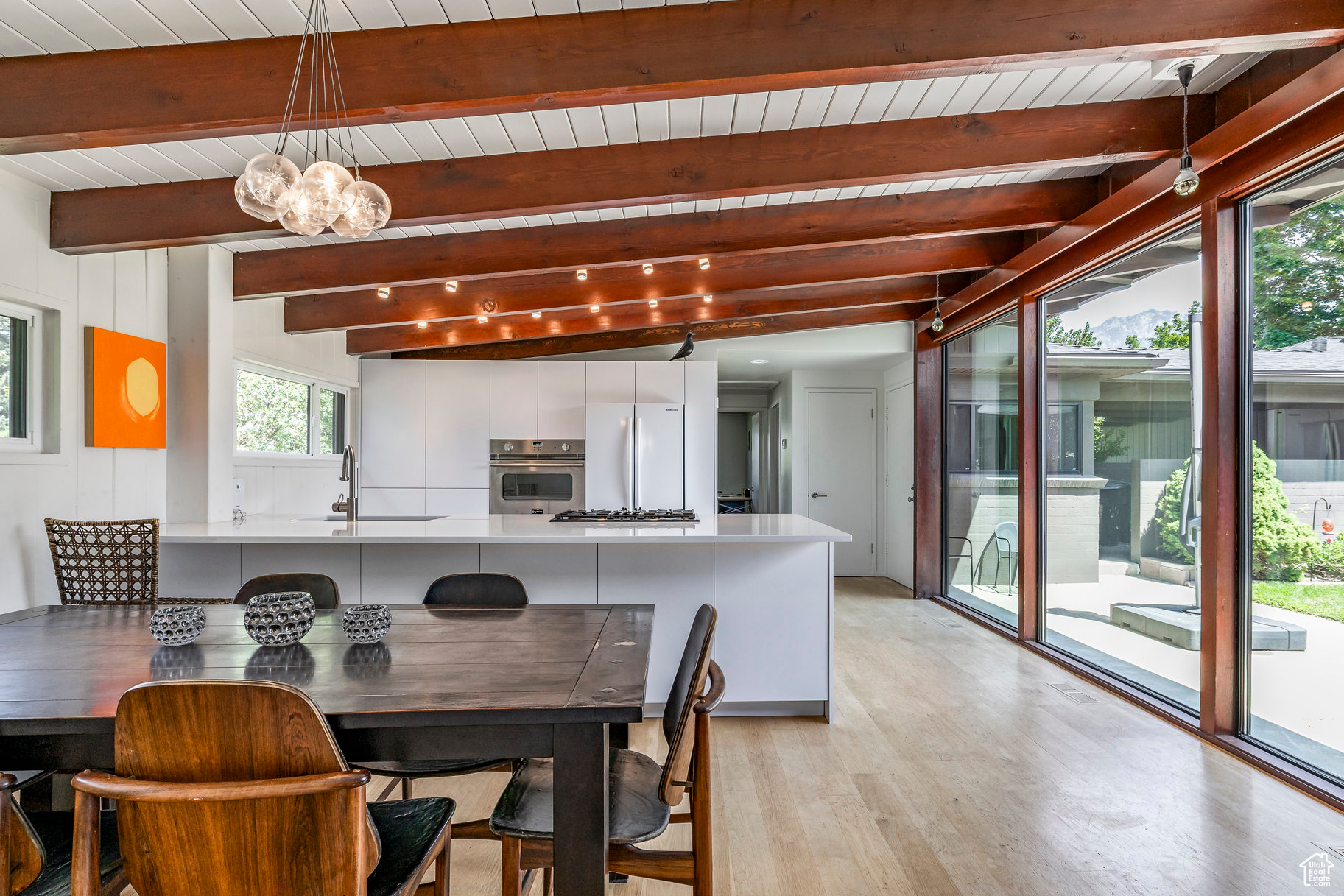 ELIZABETH HEIGHTS - Residential