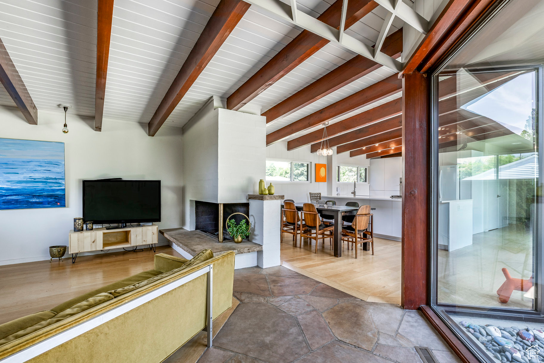 ELIZABETH HEIGHTS - Residential