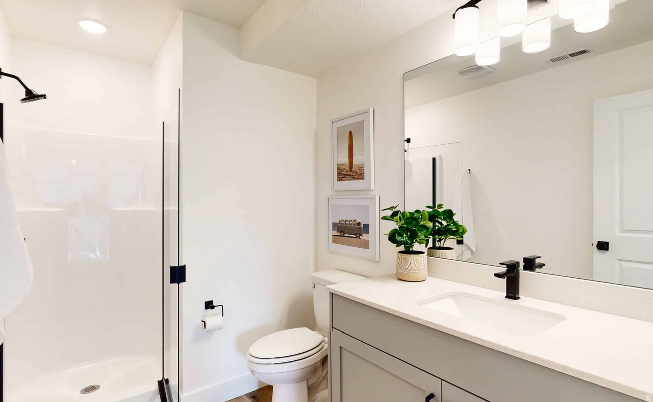 DESERT COLOR SKYLINE COMDOMINIUM PLAT - Residential