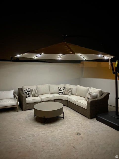 DESERT COLOR SKYLINE COMDOMINIUM PLAT - Residential