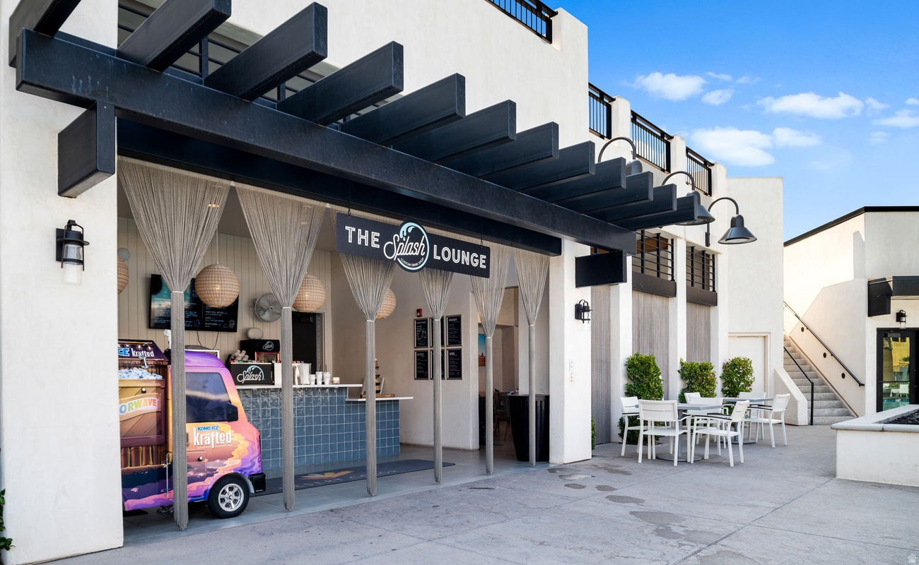 DESERT COLOR SKYLINE COMDOMINIUM PLAT - Residential