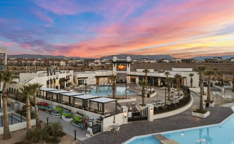 Tiny photo for 710 W AKOYA PEARL ST #76, Saint George, UT 84790 (MLS # 2128341)