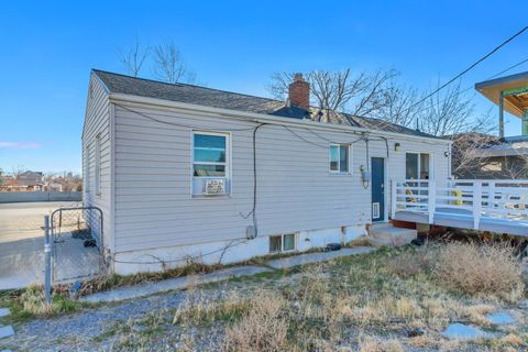 Tiny photo for 1004 W 400 N, Orem, UT 84057 (MLS # 2137515)