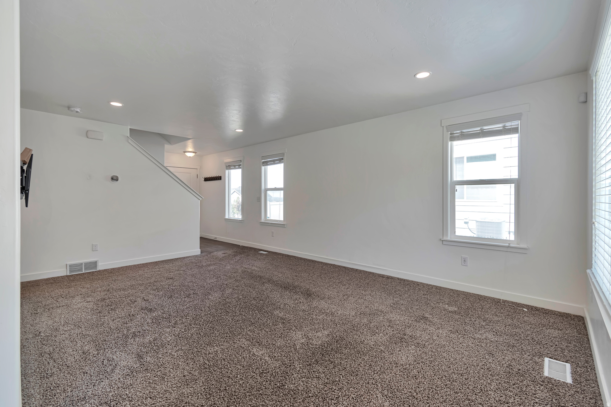 INDEPENDENCE AT THE POINT - Residential