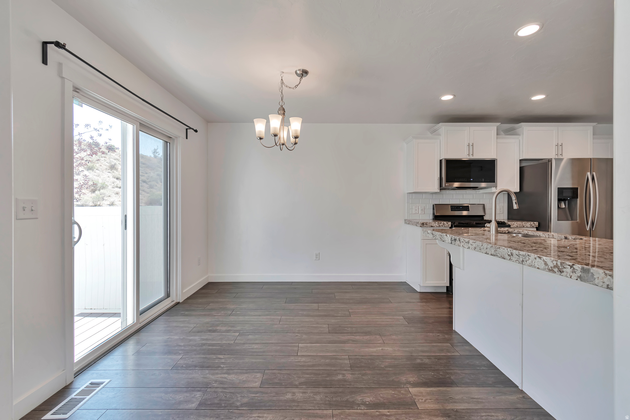 INDEPENDENCE AT THE POINT - Residential