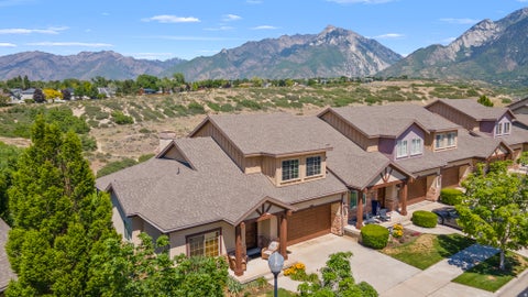 Condo For Sale - 1445 E Chateau Ridge Way<br/> Salt Lake County, Sandy, UT 84092