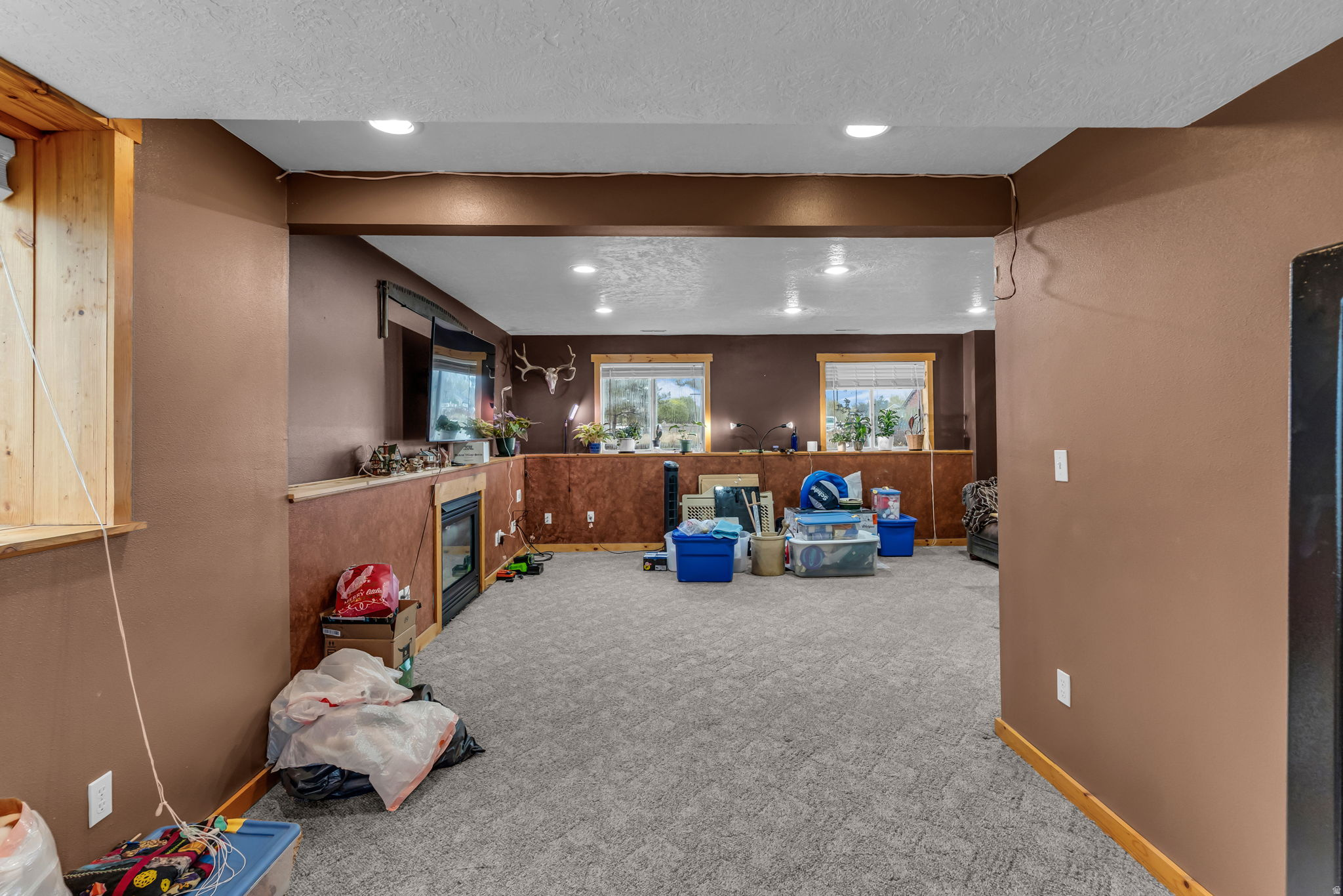 TOWNE COUNTRY LIVING - Residential