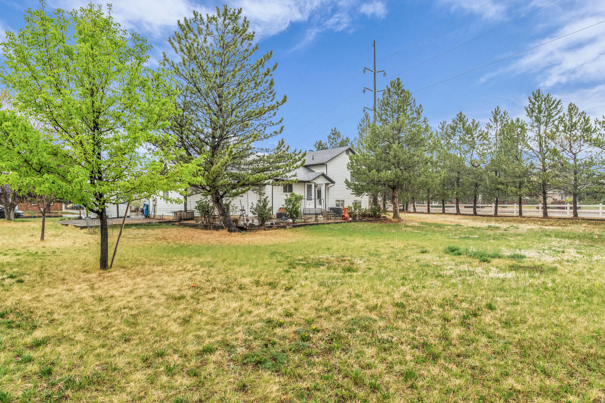 TOWNE COUNTRY LIVING - Residential