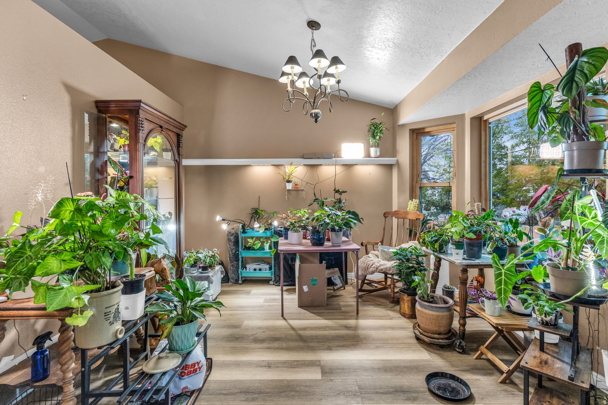 TOWNE COUNTRY LIVING - Residential