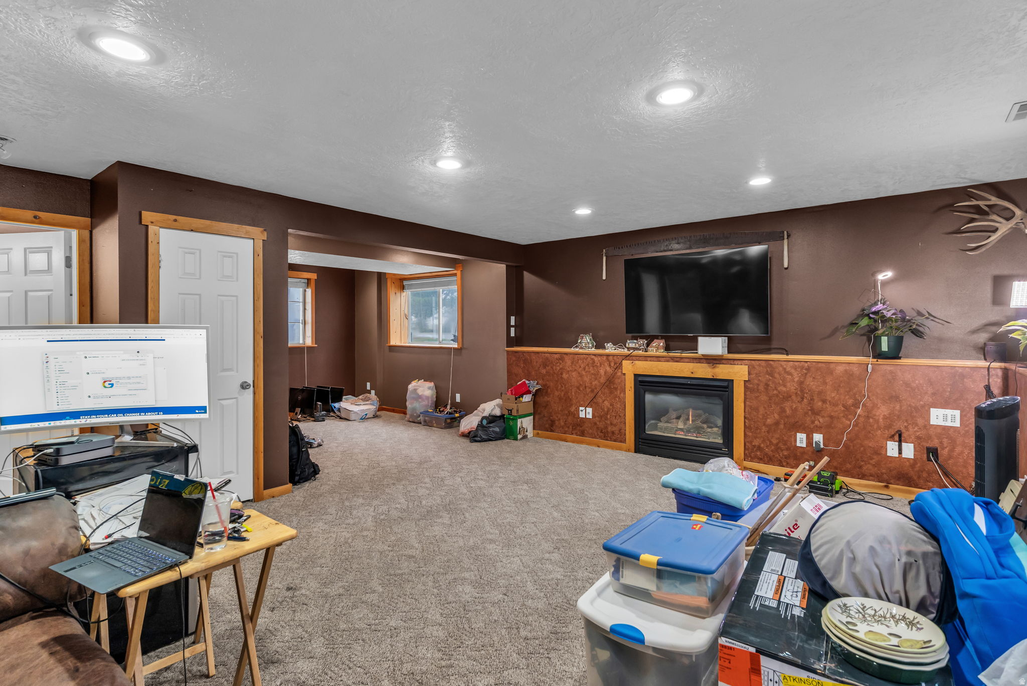 TOWNE COUNTRY LIVING - Residential