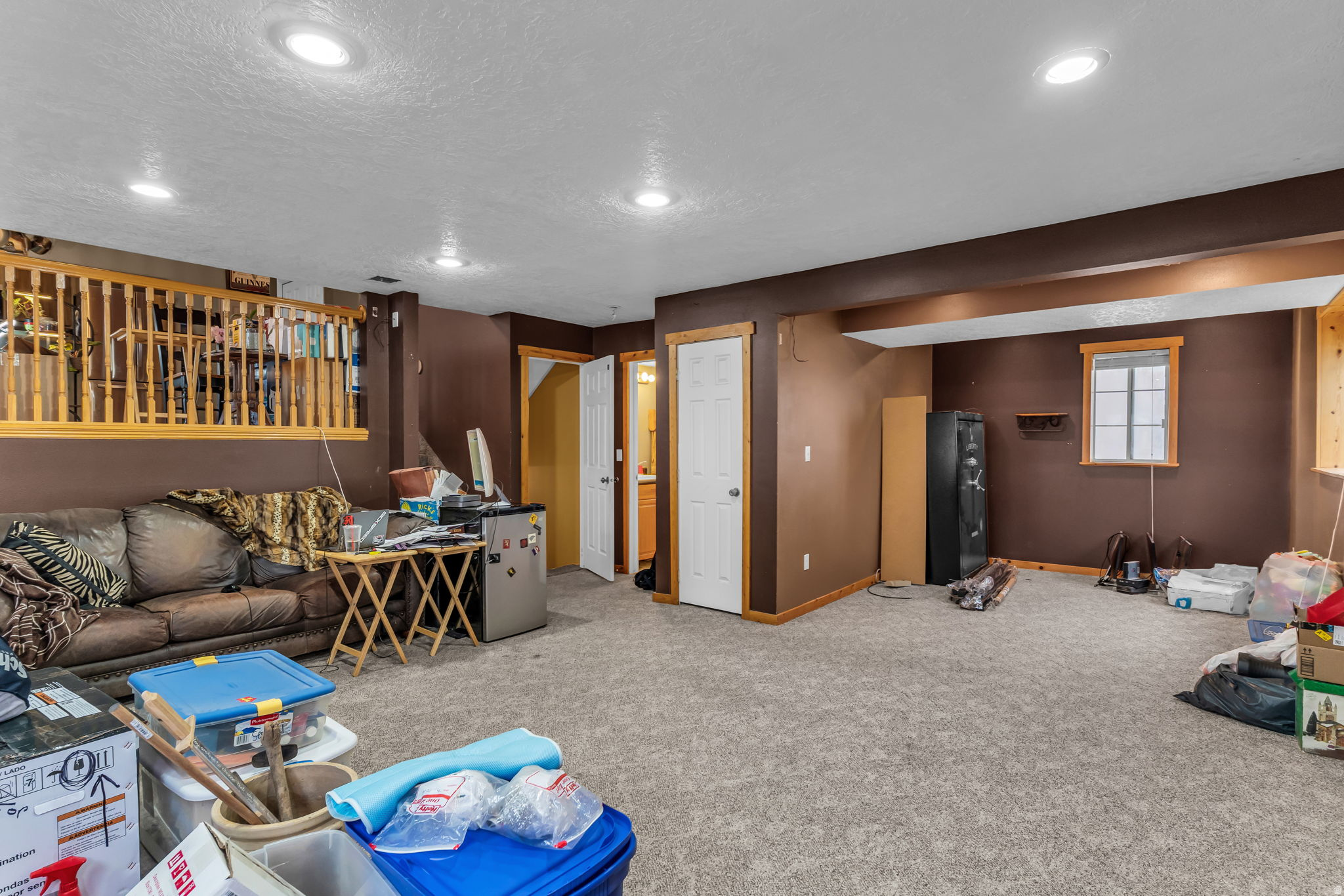 TOWNE COUNTRY LIVING - Residential