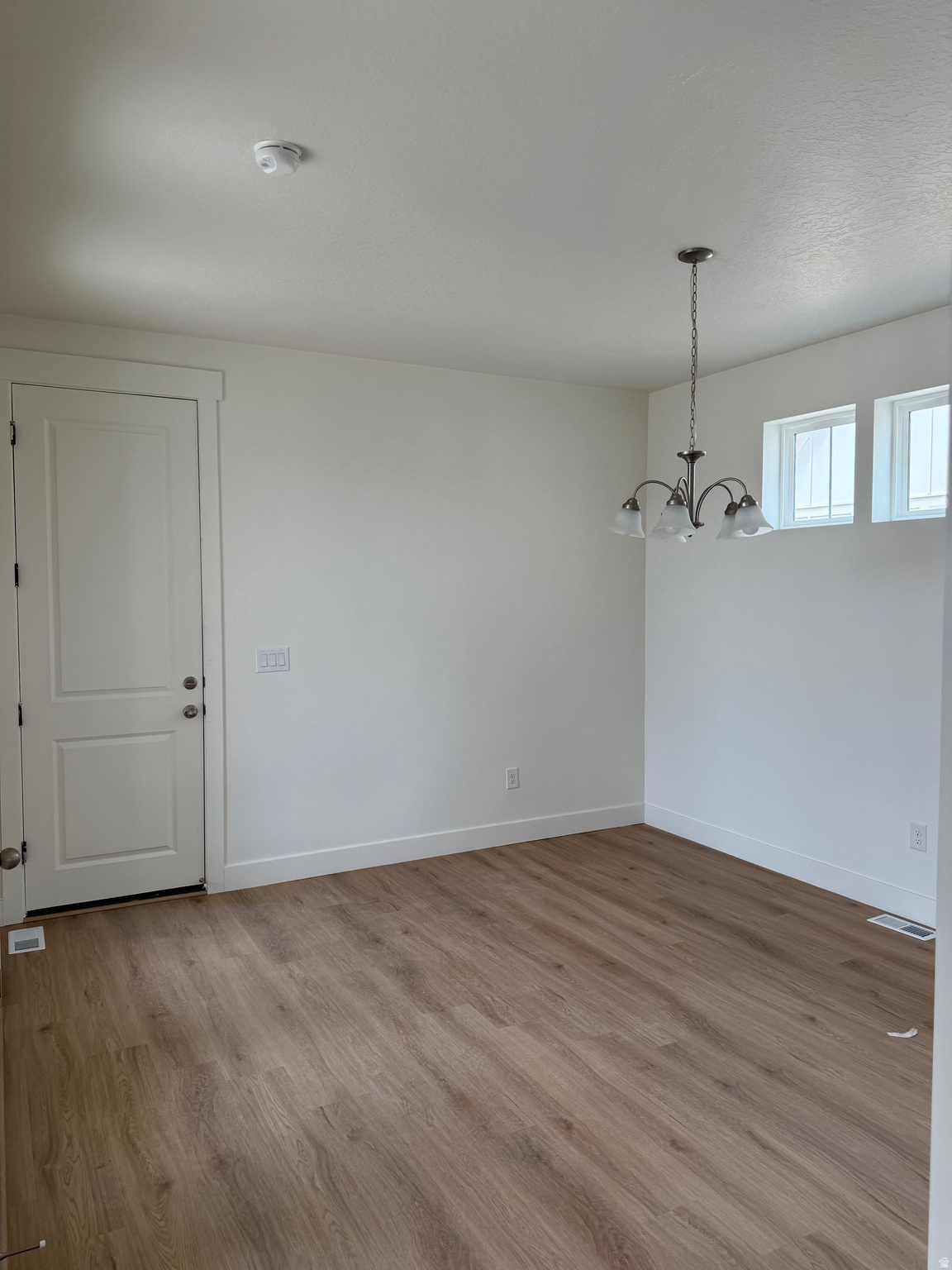 DAYBREAK - Residential