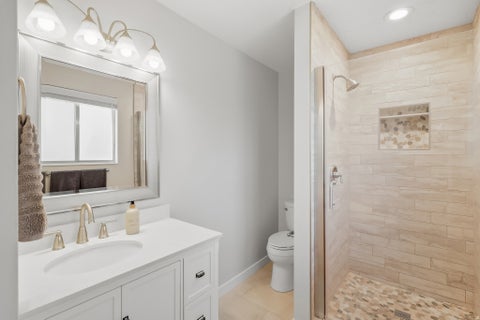 Tiny photo for 618 E 315 S, Layton, UT 84041 (MLS # 2185991)