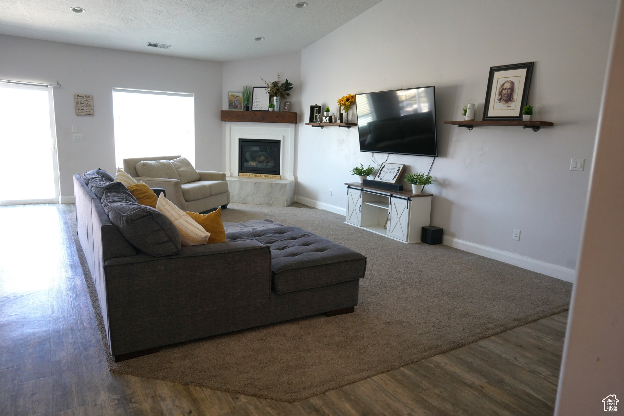 SUNNY MEADOWS ACRES - Residential