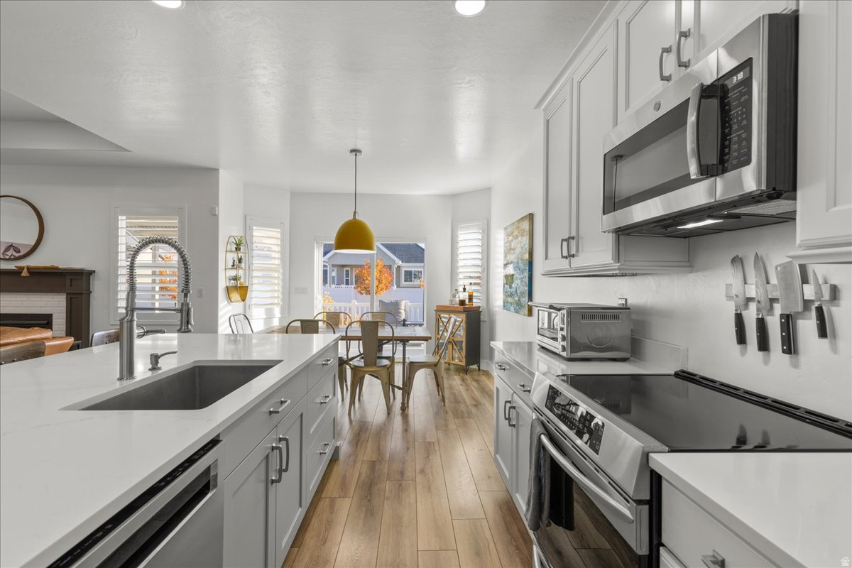 SAGEWOOD VILLAGE SUBDIVISION - Residential