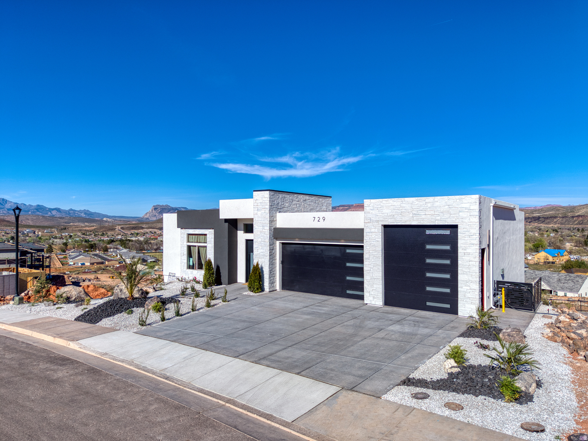 HILLSIDE ESTATES - Residential