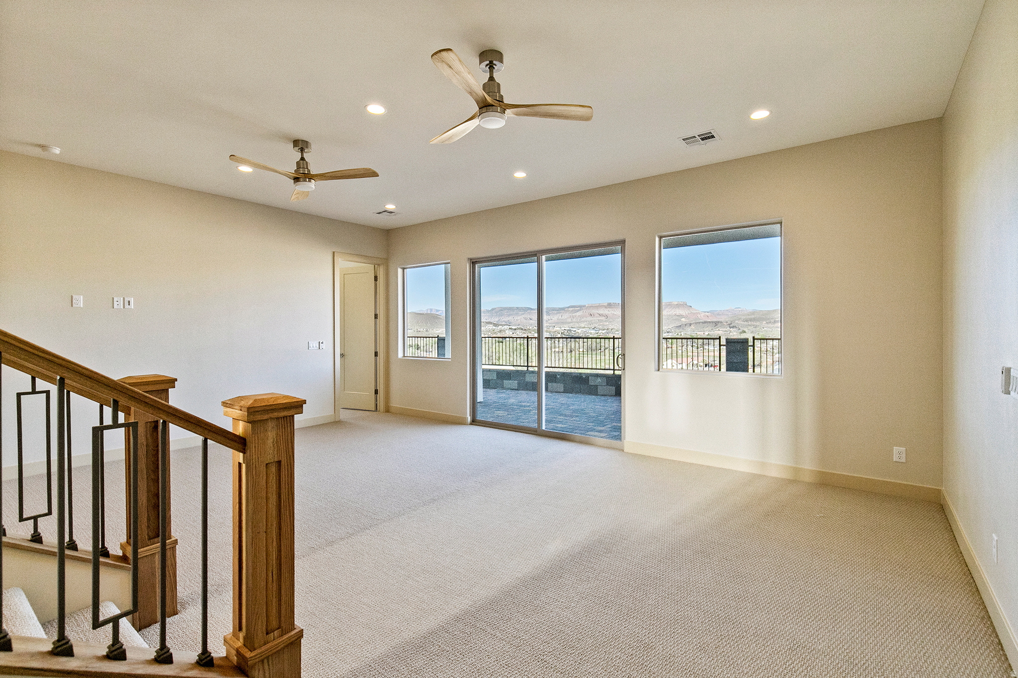 HILLSIDE ESTATES - Residential