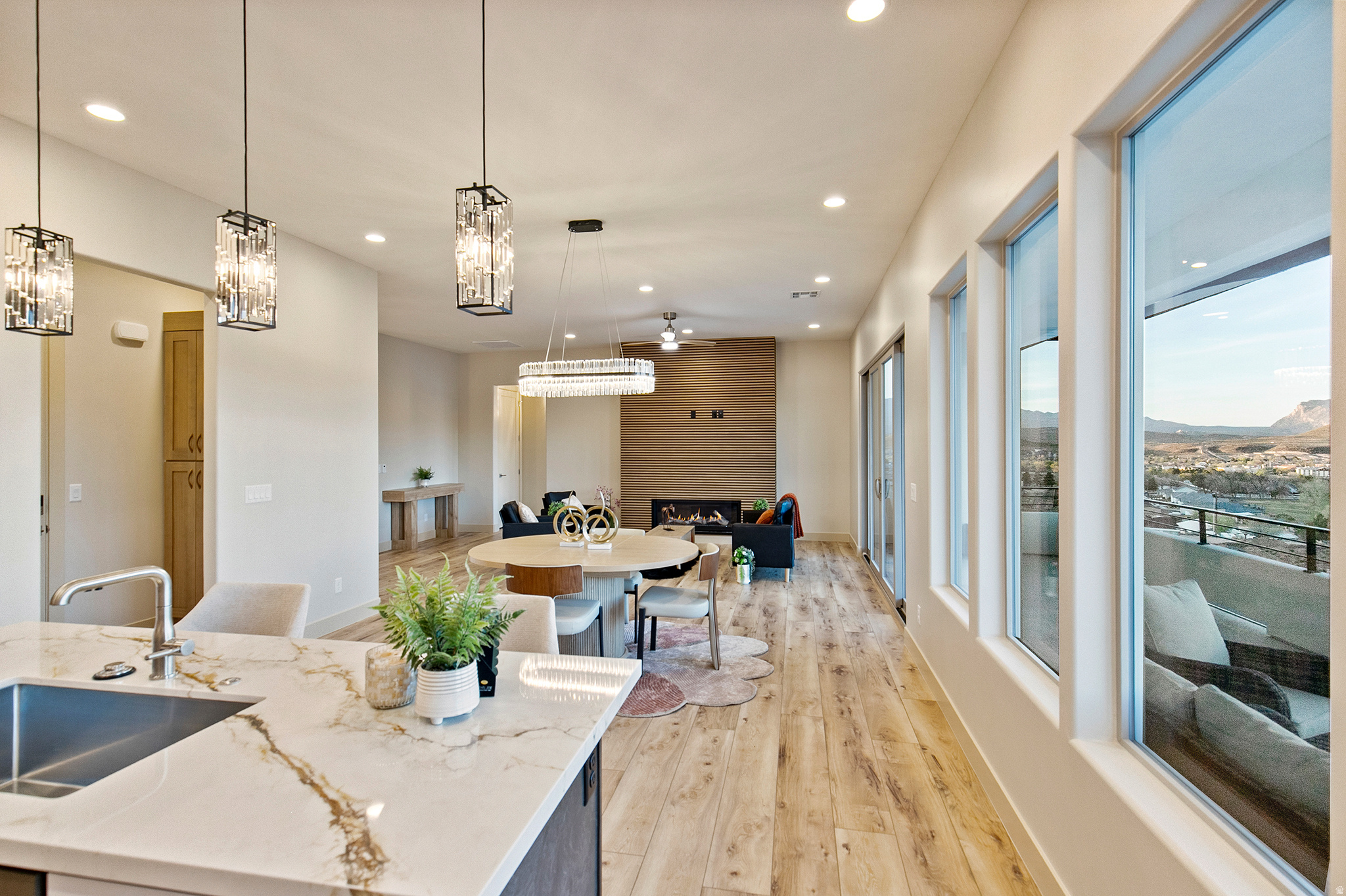 HILLSIDE ESTATES - Residential