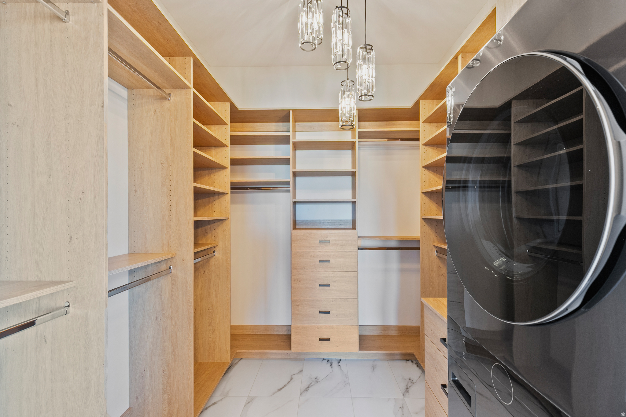 HILLSIDE ESTATES - Residential