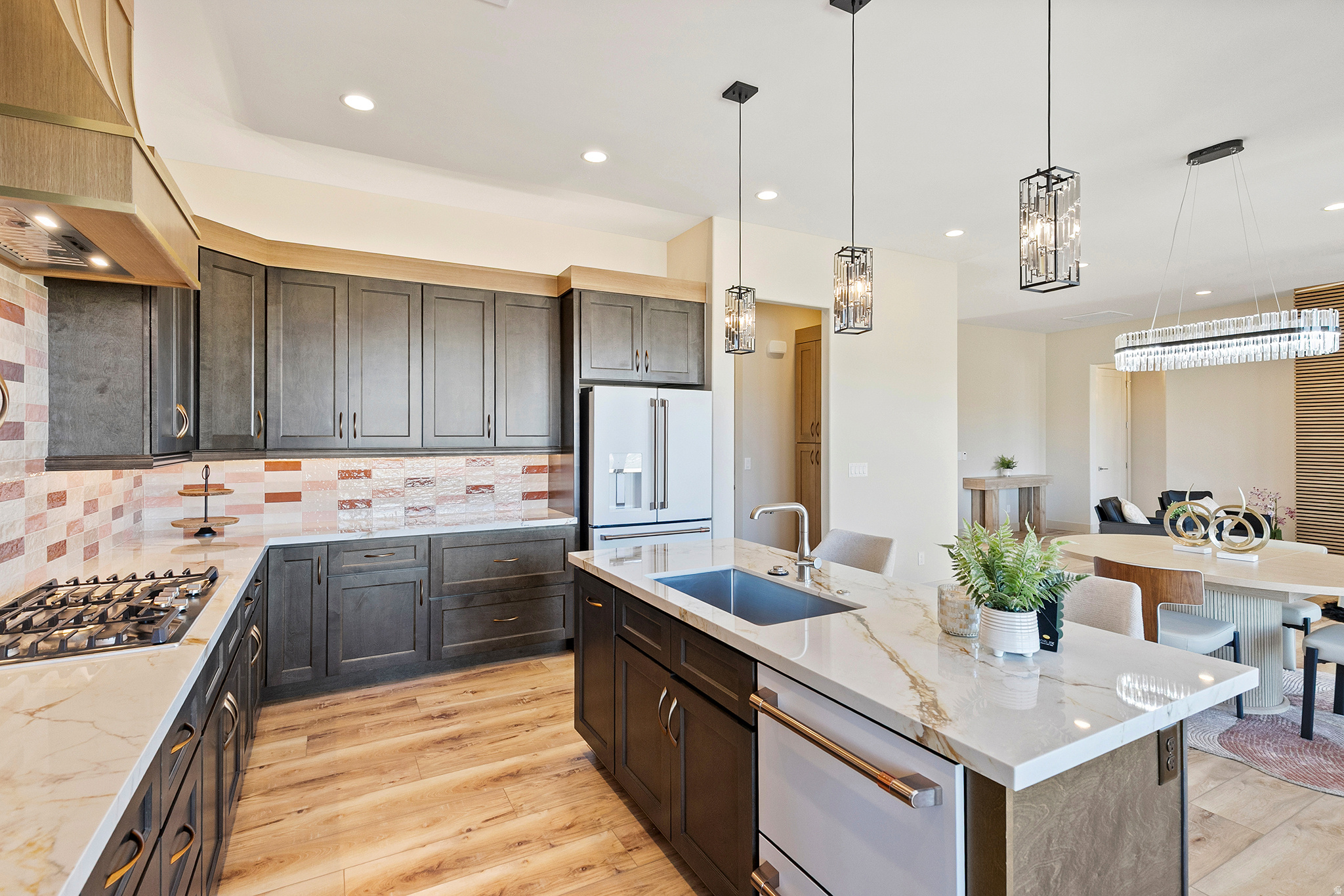 HILLSIDE ESTATES - Residential