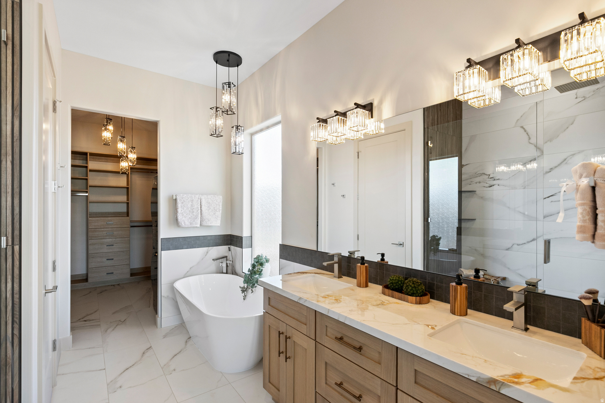 HILLSIDE ESTATES - Residential